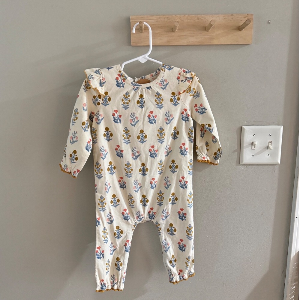 NWT mudpie outfit